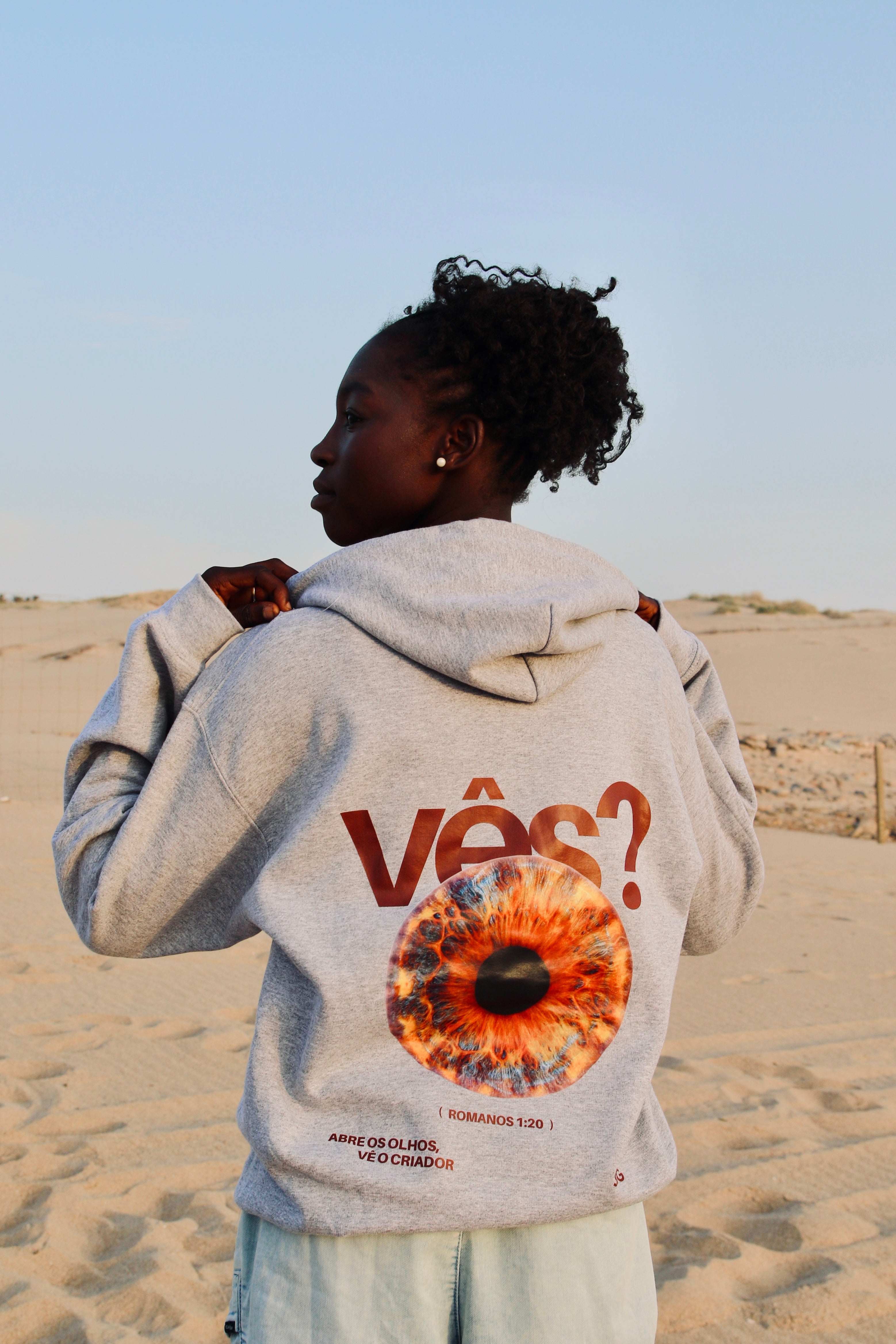HOODIE "VÊS"
