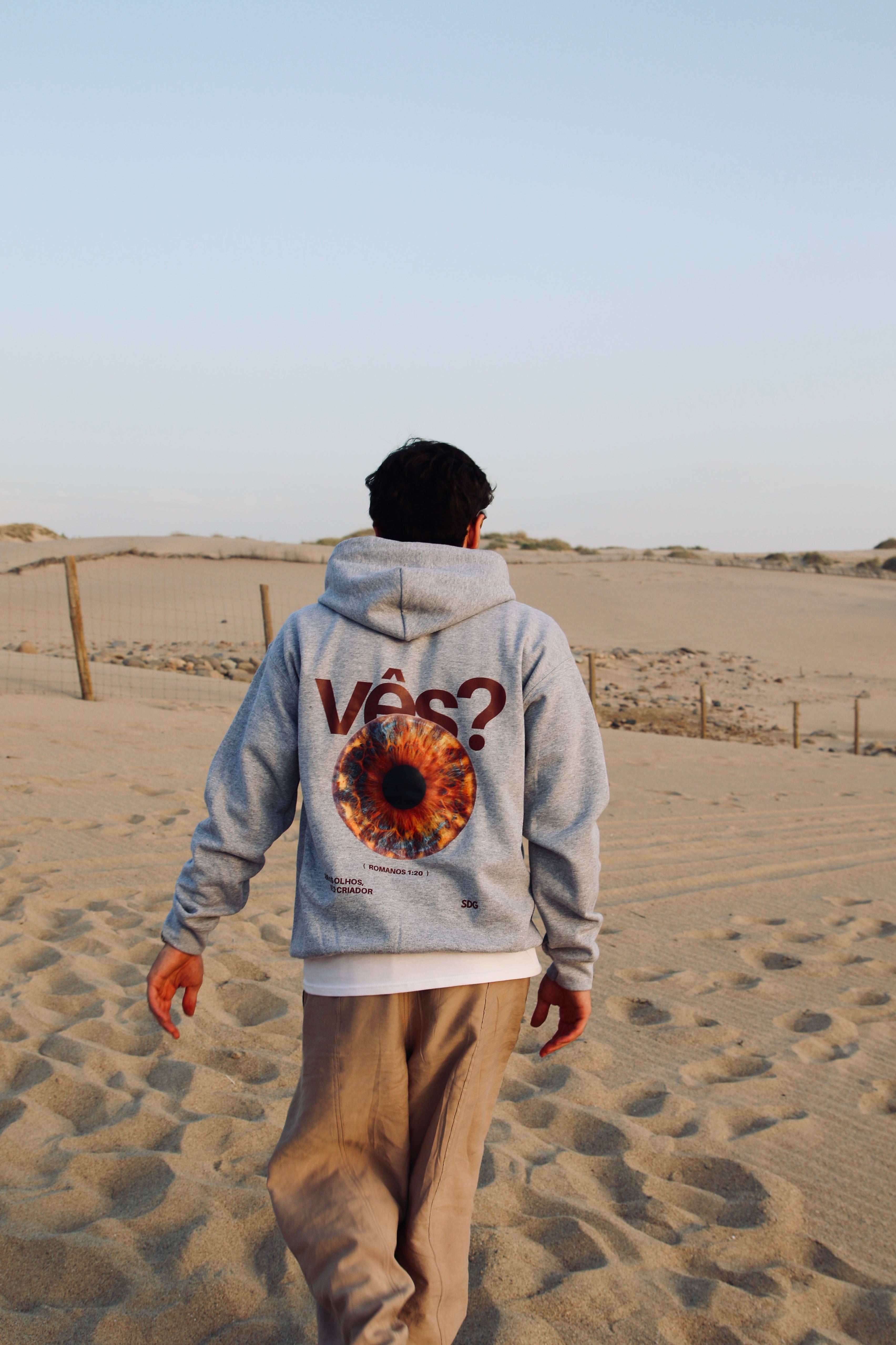 HOODIE "VÊS"