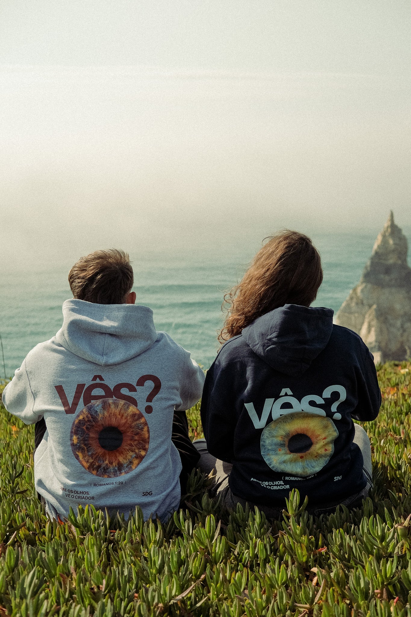 HOODIE "VÊS"